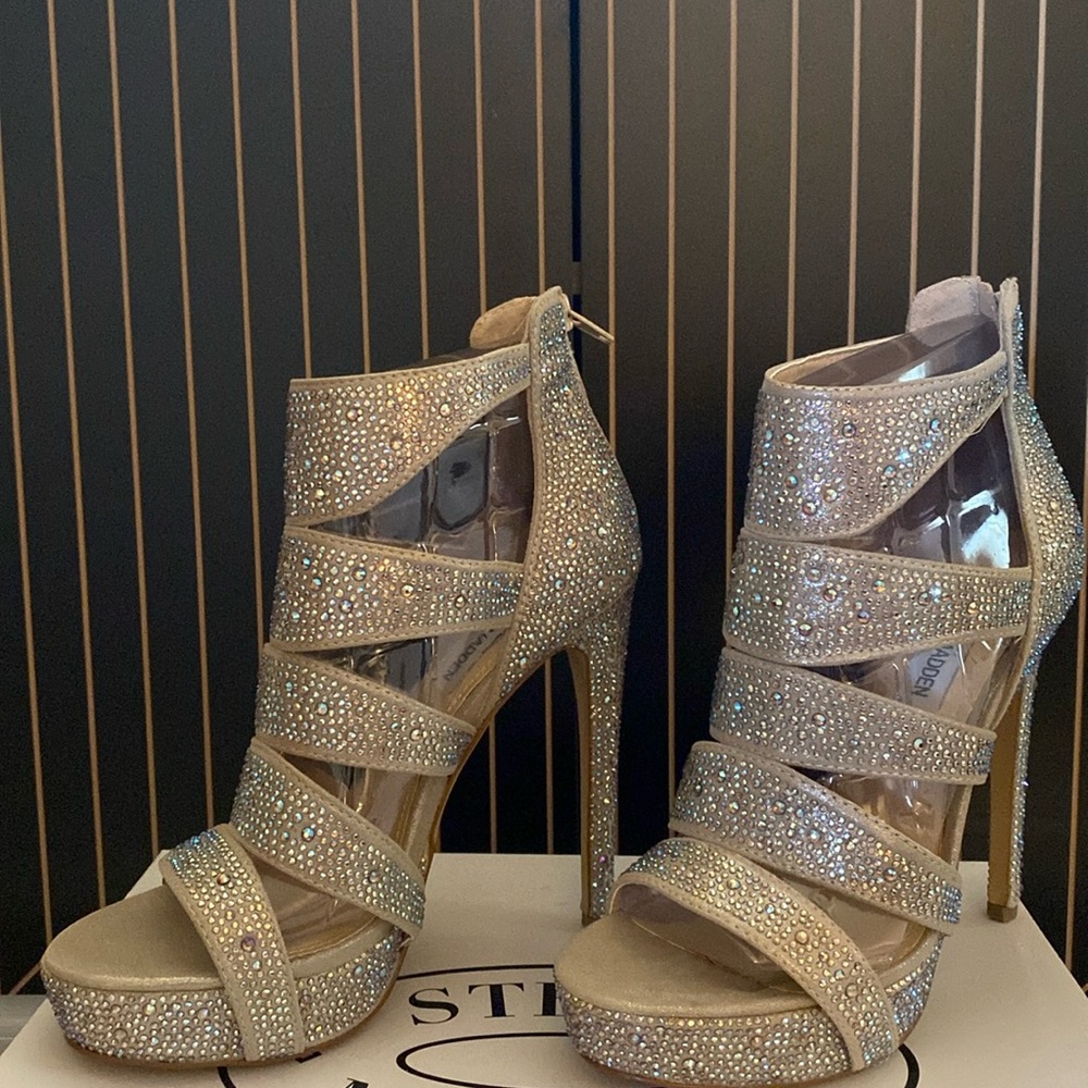 Steve Madden Spycee Platform Sandals